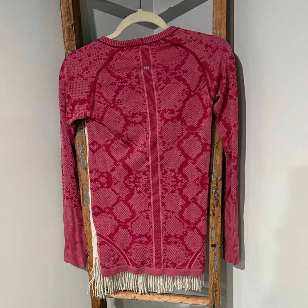 Lululemon Pink Patterned Long Sleeve Knit Top